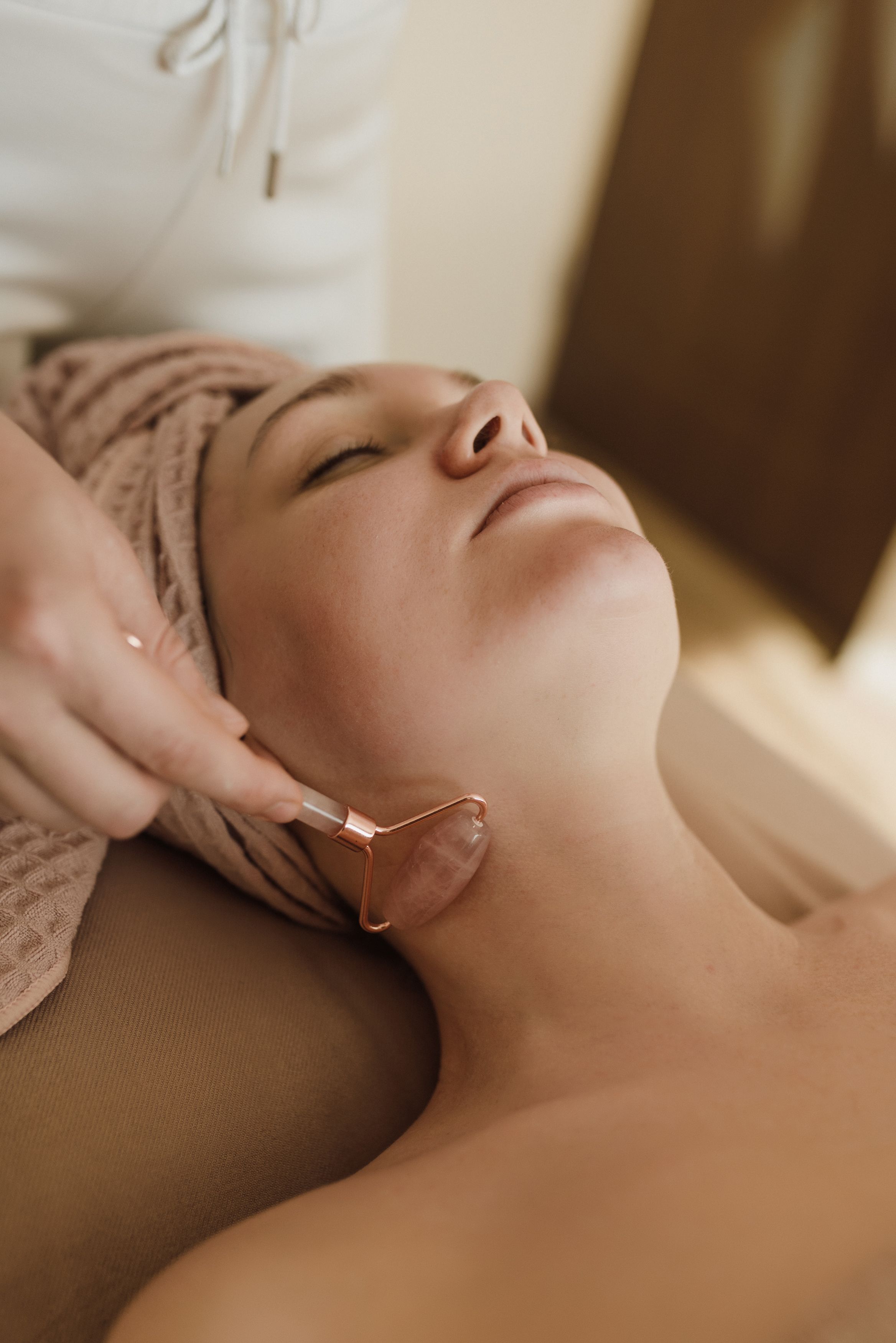 Masaje facial con maderoterapia en Bogotá